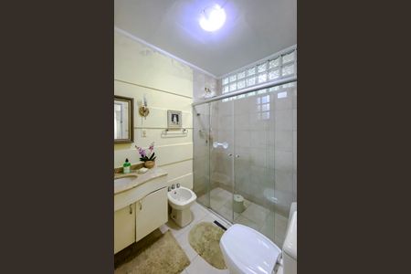 Casa à venda com 350m², 5 quartos e 5 vagasBanheiro