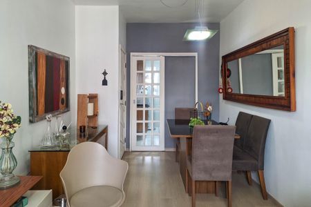 Apartamento à venda com 59m², 2 quartos e 1 vagaSala