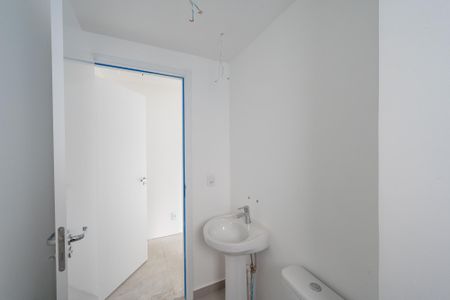 Apartamento à venda com 68m², 2 quartos e 1 vaga Apartamento à venda com 68m², 2 quartos e 1 vagaBanheiro da Suíte