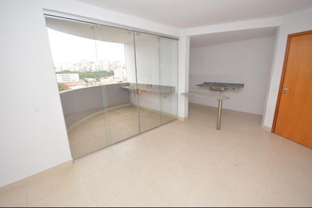 Apartamento à venda com 3 quartos, 78m² em Floresta, Belo Horizonte