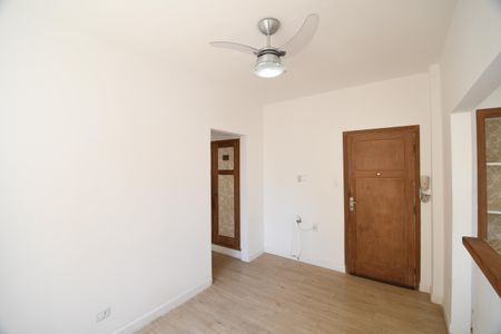 Sala de apartamento à venda com 1 quarto, 50m² em Bosque, Campinas