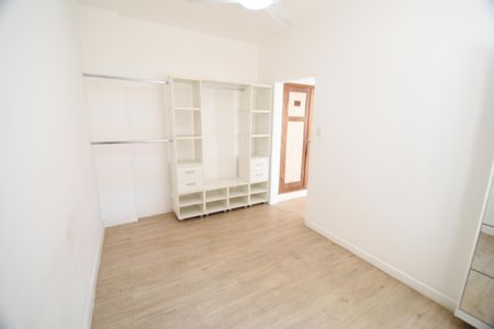 Quarto de apartamento à venda com 1 quarto, 50m² em Bosque, Campinas