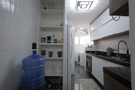 Apartamento à venda com 50m², 2 quartos e 1 vagaCozinha e Área de Serviço
