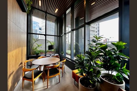 Apartamento à venda com 270m², 4 quartos e 4 vagas