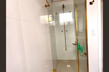 Apartamento à venda com 77m², 2 quartos e 2 vagas Apartamento à venda com 77m², 2 quartos e 2 vagasBanheiro Social