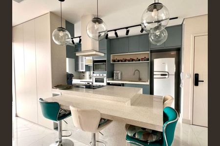 Apartamento à venda com 77m², 2 quartos e 2 vagas Apartamento à venda com 77m², 2 quartos e 2 vagasCozinha