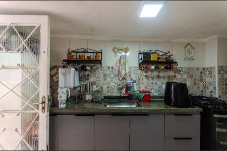 Casa à venda com 83m², 2 quartos e 1 vaga Casa à venda com 83m², 2 quartos e 1 vagaCozinha