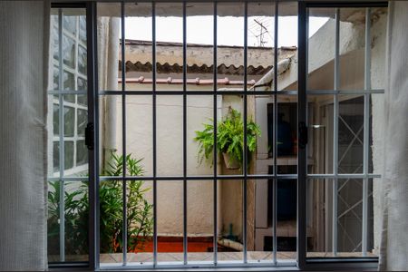 Sala - Janela de casa à venda com 2 quartos, 83m² em Vila Marina, São Paulo