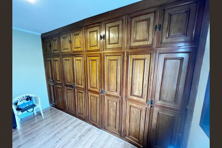 Casa à venda com 162m², 2 quartos e 3 vagasQuarto 2