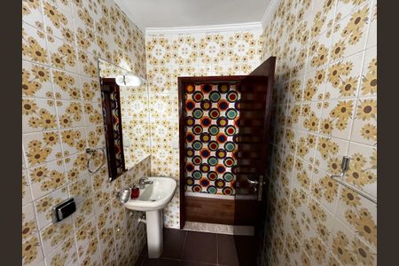 Casa à venda com 162m², 2 quartos e 3 vagasBanheiro