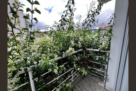 Casa à venda com 162m², 2 quartos e 3 vagasQuarto Suíte Varanda