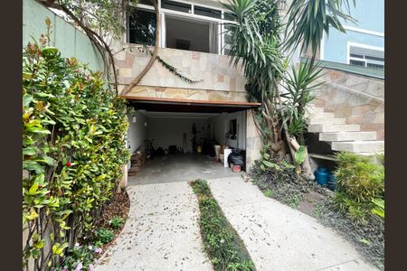 Casa à venda com 162m², 2 quartos e 3 vagasGaragem