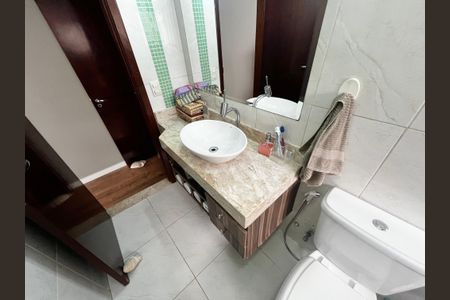 Casa à venda com 162m², 2 quartos e 3 vagasBanheiro da Suíte