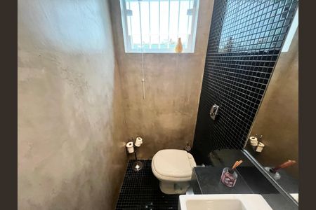 Casa à venda com 162m², 2 quartos e 3 vagasLavabo