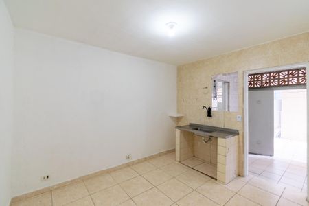 Casa para alugar com 35m², 1 quarto e sem vaga Casa para alugar com 35m², 1 quarto e sem vagaCozinha