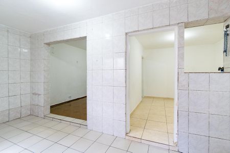 Casa para alugar com 35m², 1 quarto e sem vaga Casa para alugar com 35m², 1 quarto e sem vagaSala