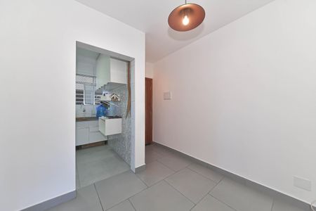 Sala de apartamento à venda com 2 quartos, 52m² em Jardim Aeroporto, São Paulo