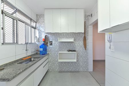 Apartamento à venda com 52m², 2 quartos e sem vagaCozinha