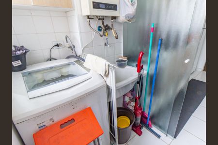 Apartamento à venda com 64m², 3 quartos e 1 vagaÁrea de Serviço