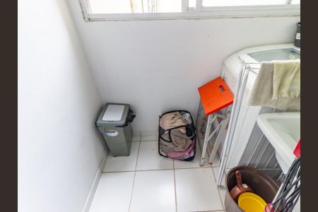 Apartamento à venda com 64m², 3 quartos e 1 vagaÁrea de Serviço