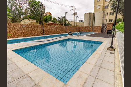 Apartamento à venda com 64m², 3 quartos e 1 vagaÁrea comum - Piscina