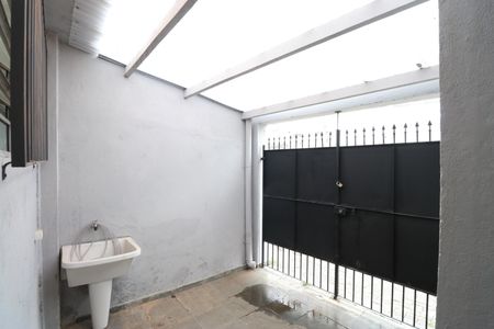 Casa para alugar com 250m², 3 quartos e 1 vagaÁrea de Serviço