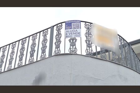 Casa para alugar com 250m², 3 quartos e 1 vagaFachada