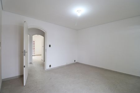 Casa para alugar com 250m², 3 quartos e 1 vagaSuíte