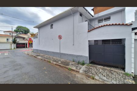 Casa para alugar com 250m², 3 quartos e 1 vagaFachada
