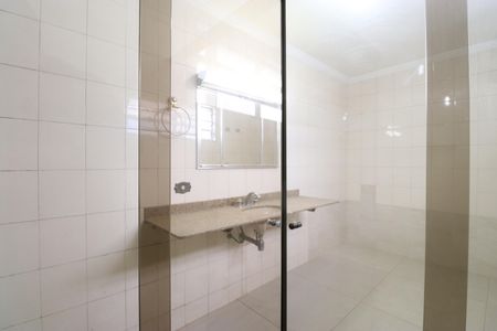 Casa para alugar com 250m², 3 quartos e 1 vagaBanheiro da Suíte
