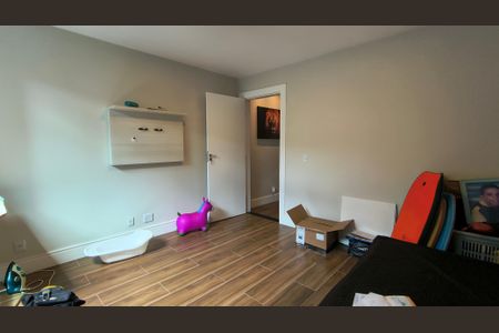 Casa de condomínio à venda com 196m², 3 quartos e 1 vaga Casa de condomínio à venda com 196m², 3 quartos e 1 vagaSuíte 3