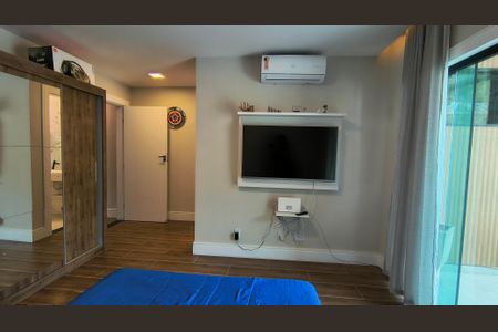 Casa de condomínio à venda com 196m², 3 quartos e 1 vaga Casa de condomínio à venda com 196m², 3 quartos e 1 vagaSuíte 2