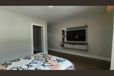 Casa de condomínio à venda com 196m², 3 quartos e 1 vaga Casa de condomínio à venda com 196m², 3 quartos e 1 vagaSuíte 1