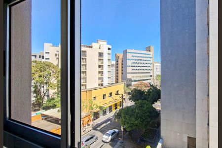 Vista do Quarto de apartamento para alugar com 3 quartos, 102m² em Cruzeiro, Belo Horizonte