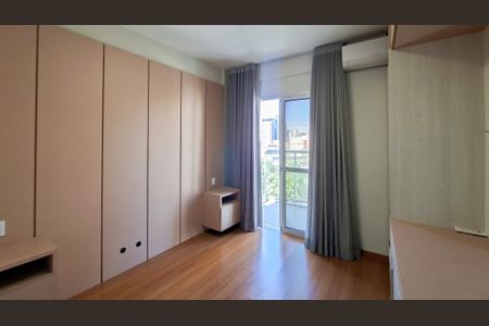 Apartamento para alugar com 102m², 3 quartos e 2 vagasSuíte