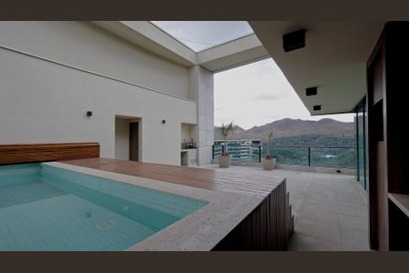 Casa de condomínio à venda com 380m², 4 quartos e 4 vagas Casa de condomínio à venda com 380m², 4 quartos e 4 vagasEspaço Gourmet