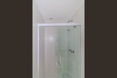 Apartamento para alugar com 64m², 2 quartos e 1 vaga Apartamento para alugar com 64m², 2 quartos e 1 vagaBanheiro social