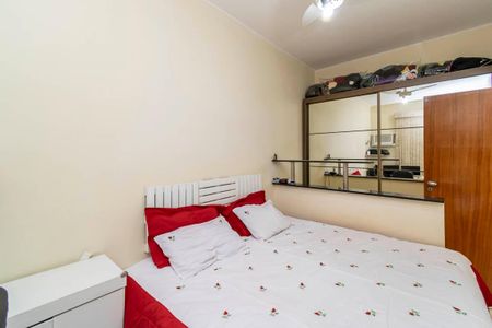 Casa à venda com 90m², 2 quartos e 2 vagasQuarto 1 Suíte