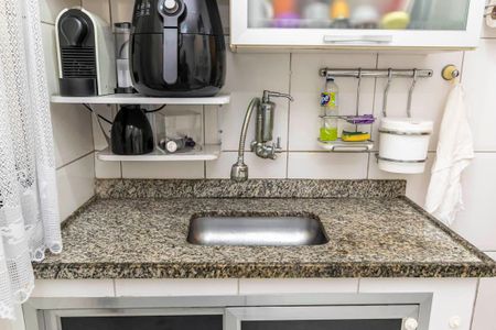 Casa à venda com 90m², 2 quartos e 2 vagasCozinha