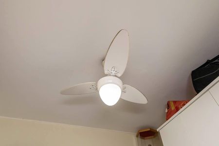 Casa à venda com 90m², 2 quartos e 2 vagasQuarto 2