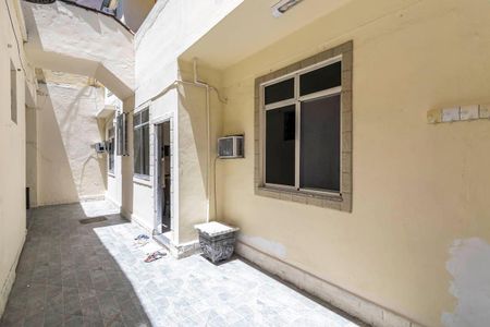 Casa à venda com 90m², 2 quartos e 2 vagasVaranda