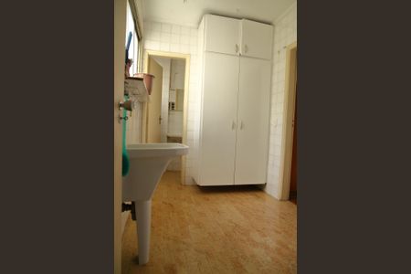 Apartamento à venda com 110m², 2 quartos e 1 vagaÁrea de Serviço 