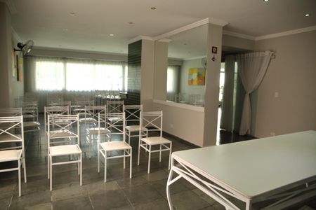 Apartamento à venda com 110m², 2 quartos e 1 vagaÁrea comum - Salão de festas