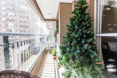 Apartamento à venda com 76m², 3 quartos e 2 vagasVaranda