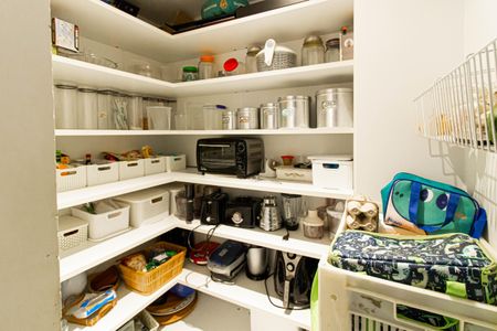 Apartamento para alugar com 244m², 4 quartos e 4 vagasDespensa