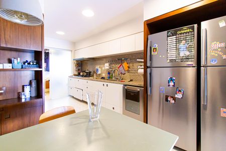 Apartamento para alugar com 244m², 4 quartos e 4 vagasCozinha