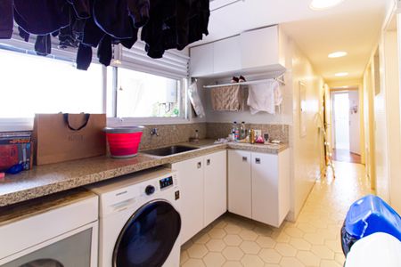 Apartamento para alugar com 244m², 4 quartos e 4 vagasÁrea de Serviço