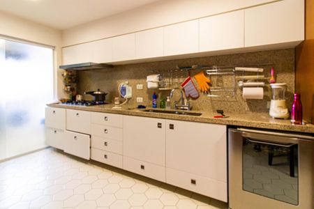 Apartamento para alugar com 244m², 4 quartos e 4 vagasCozinha