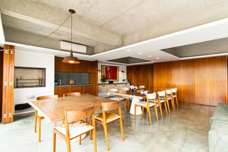 Apartamento para alugar com 244m², 4 quartos e 4 vagasSala 