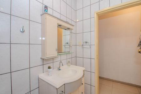 Casa à venda com 140m², 2 quartos e 1 vagaBanheiro